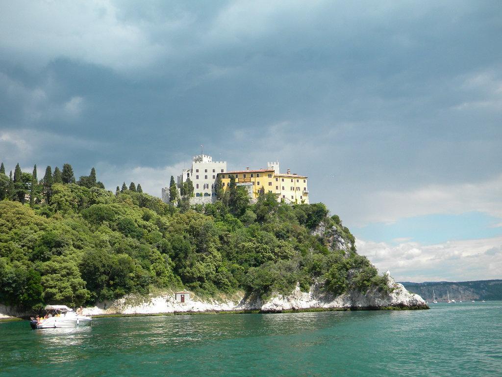 B&B Porto Del Bivio Дуїно Екстер'єр фото